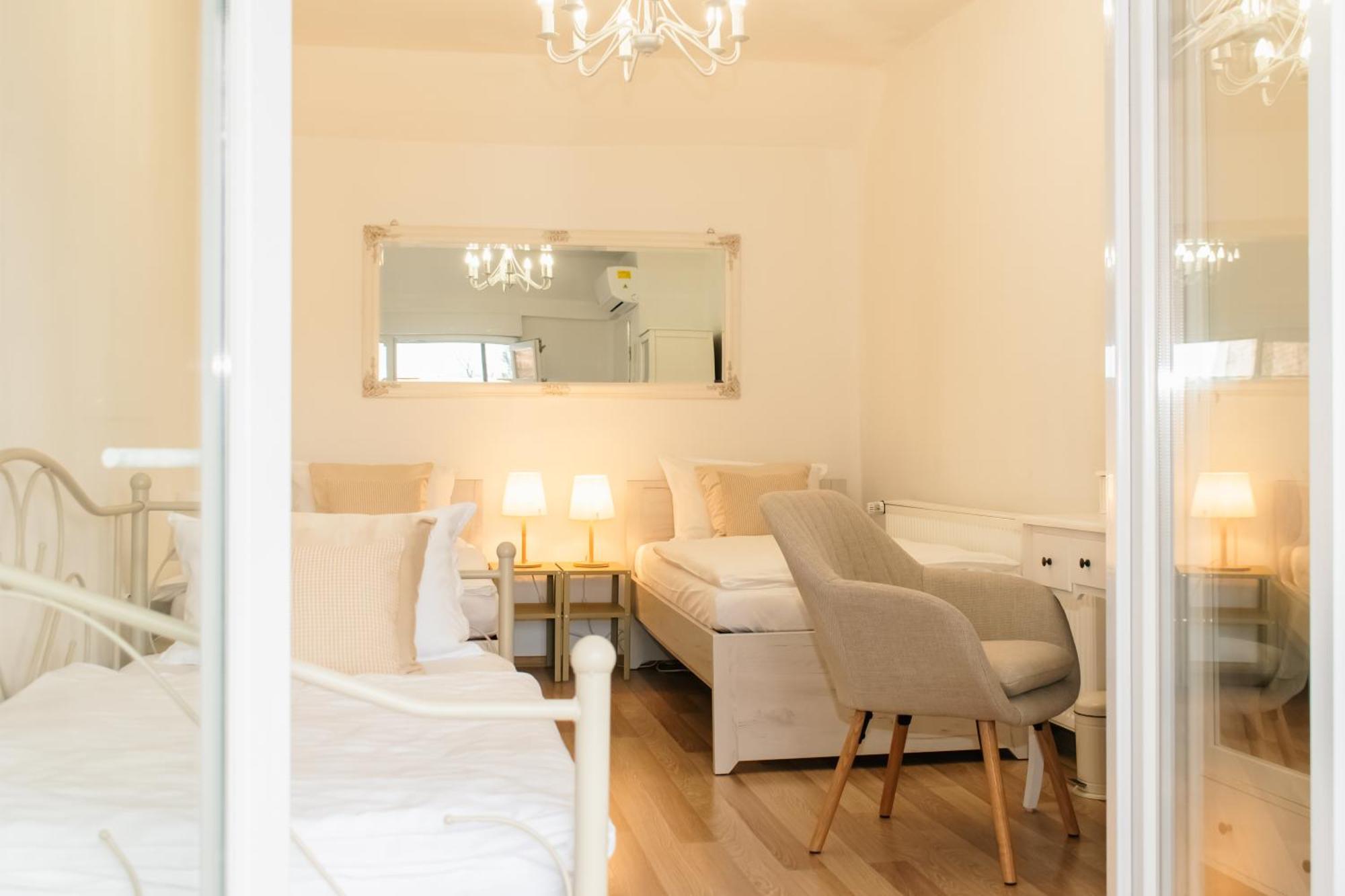 Goodlife Holiday House - Family & Friends Pozega Exteriér fotografie